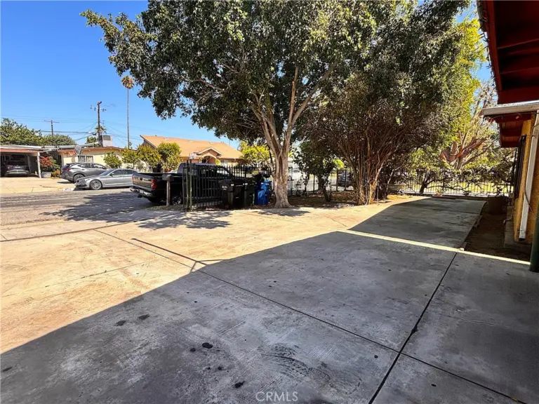5703 N Rockvale, Azusa