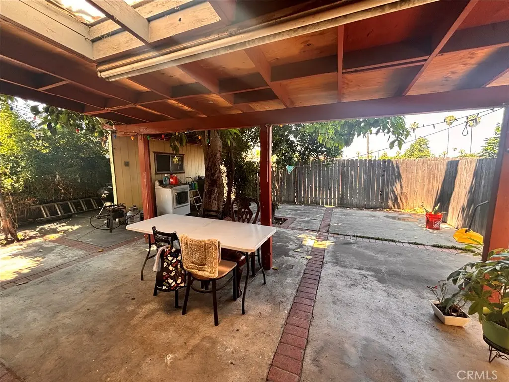5703 N Rockvale, Azusa