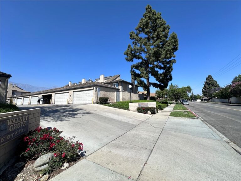 586 Diamond Court, Upland