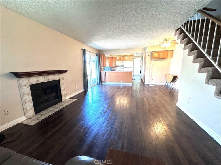 586 Diamond Court, Upland