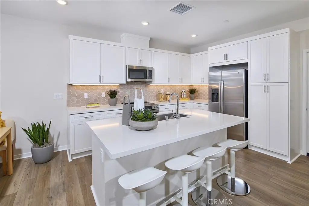 5911 Rockport Road, Eastvale