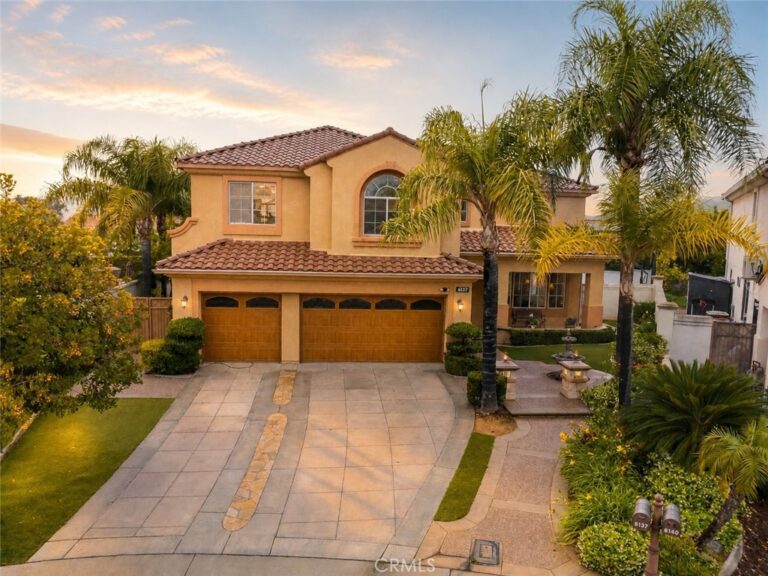 6137 Ridgemont, La Verne