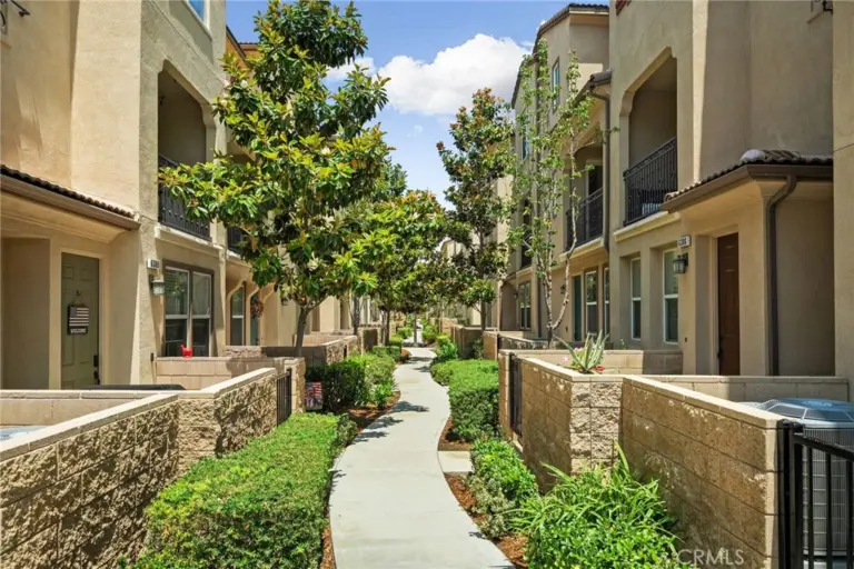 6382 Aquila Way, Eastvale