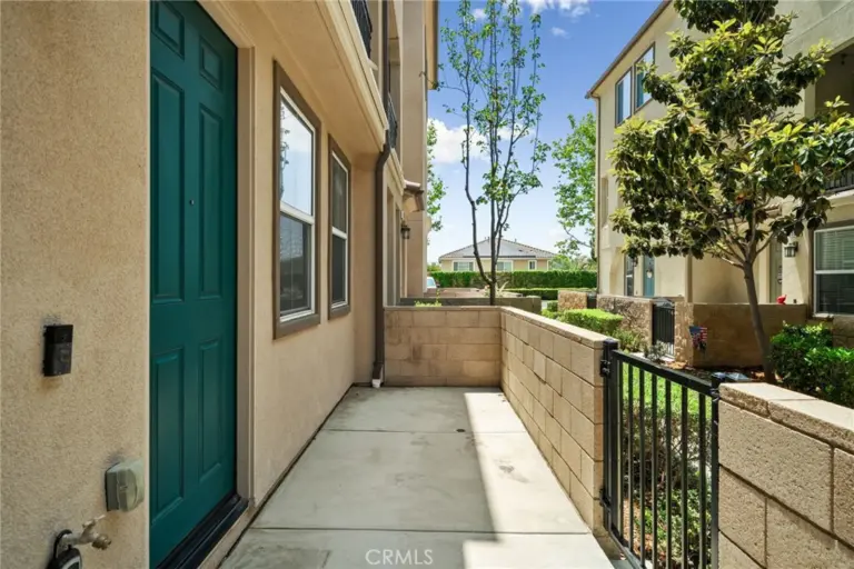 6382 Aquila Way, Eastvale
