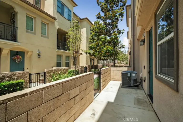 6382 Aquila Way, Eastvale