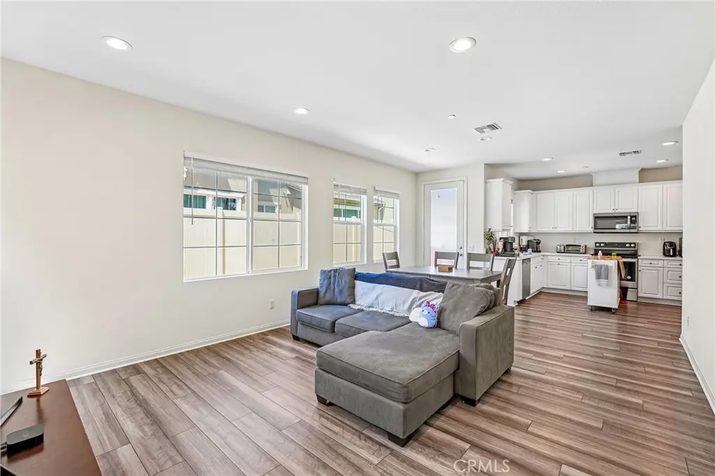7348 Lunaria Lane, Chino