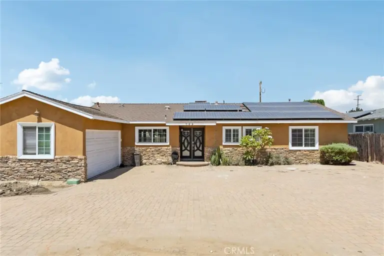 759 S Briargate, Covina