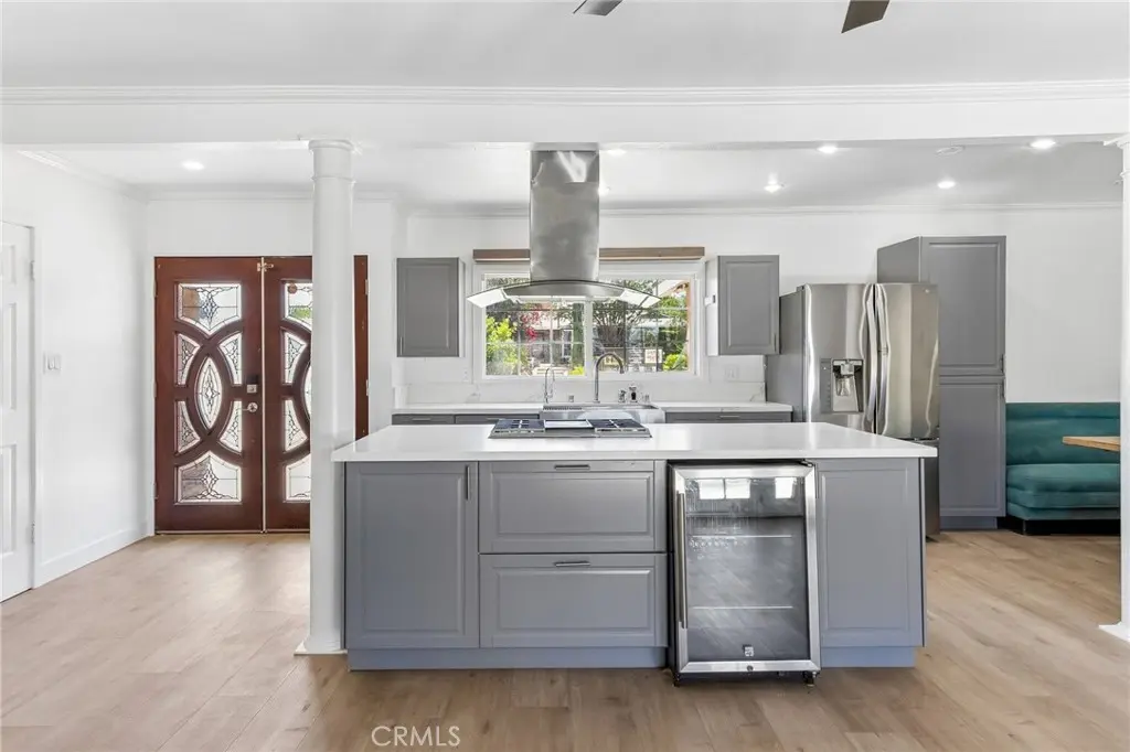 759 S Briargate, Covina