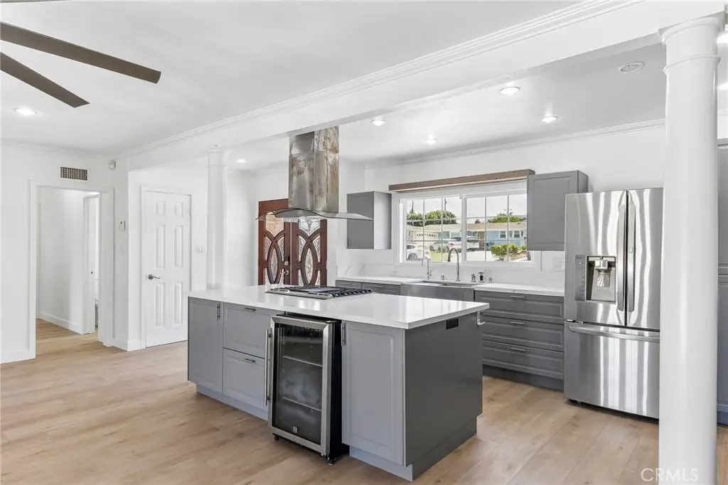 759 S Briargate, Covina