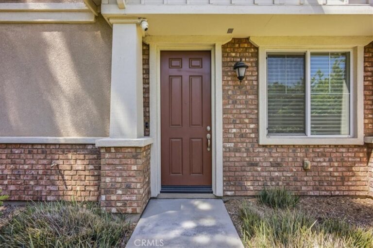 786 Plum #108, Pomona