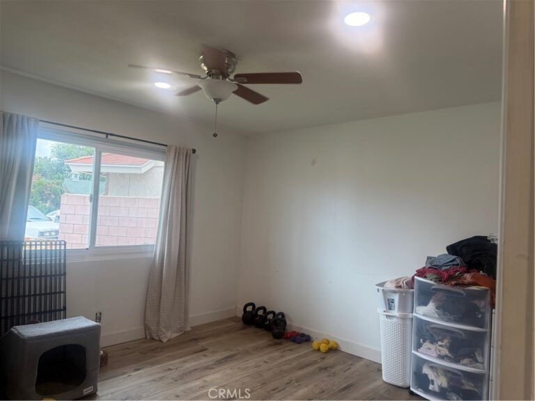 822 E.VIRGINIA ST., Rialto