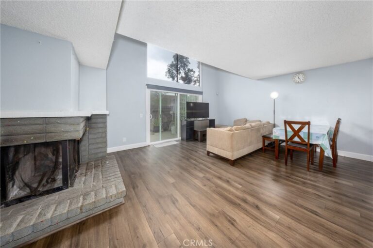 861 S Mountain, Ontario