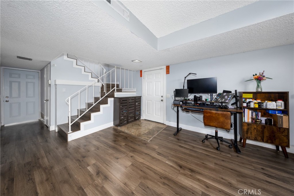 861 S Mountain, Ontario