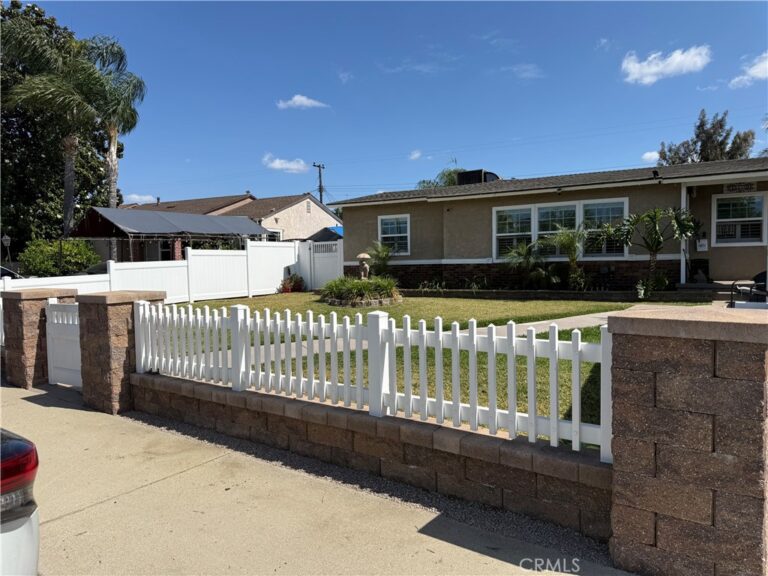 921 Hollowell, Ontario