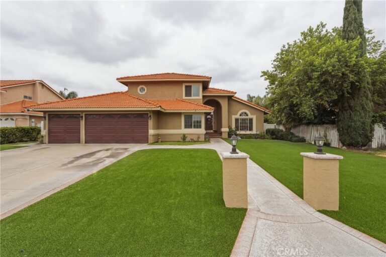 1014 W Jackson, Rialto