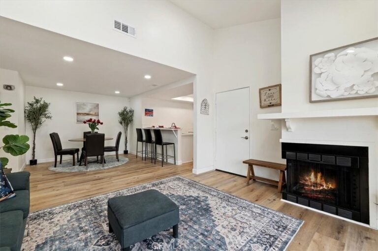 1015 Kent, San Dimas