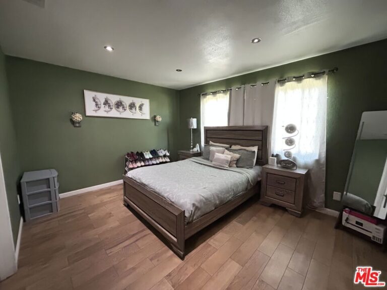 1019 N Millard Avenue, Rialto