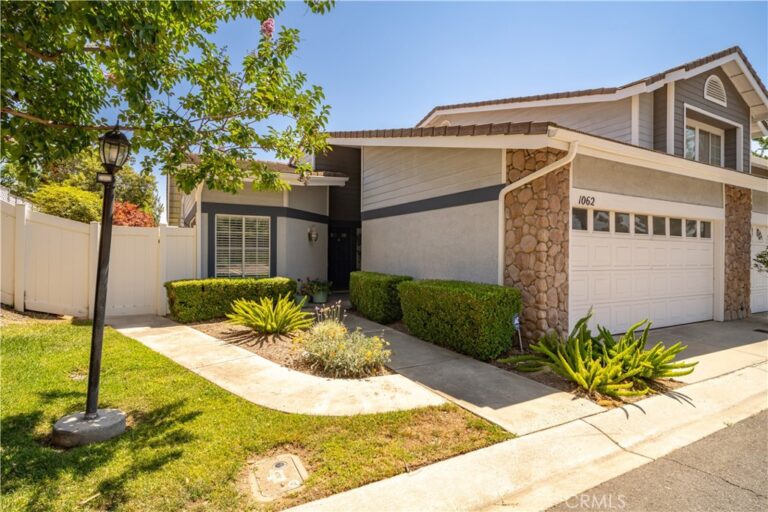 1062 Brookfield Place #54, Glendora
