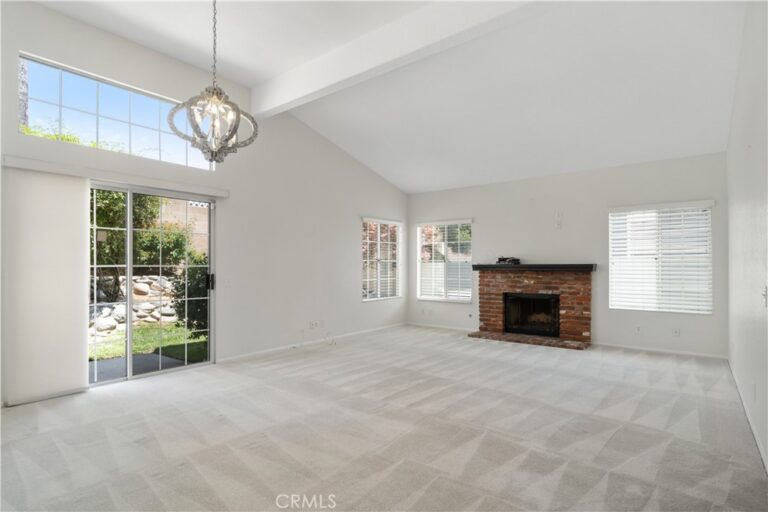 1062 Brookfield Place #54, Glendora
