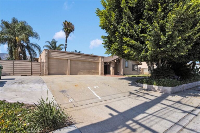 1087 Baseline Road, La Verne