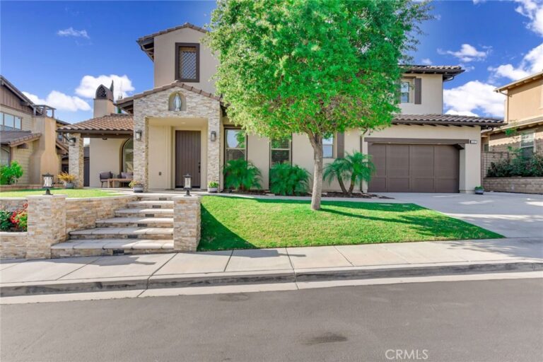 1127 Las Colinas Way, San Dimas