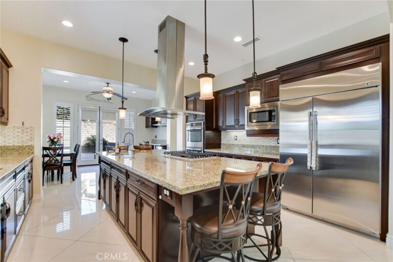 1127 Las Colinas Way, San Dimas