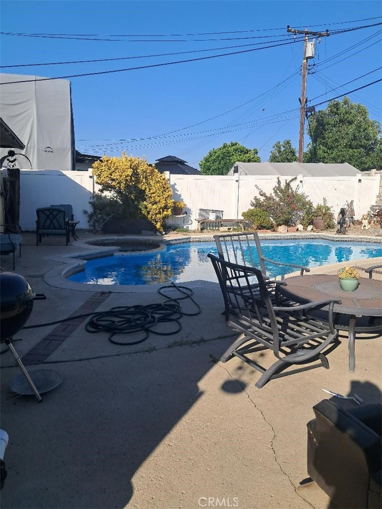 11283 Greenwood, Ontario