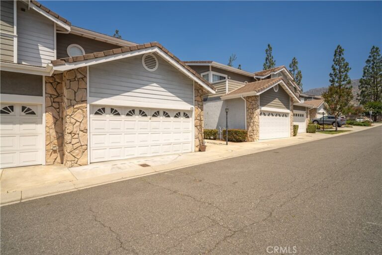 113 Autumn Oaks Lane, Glendora