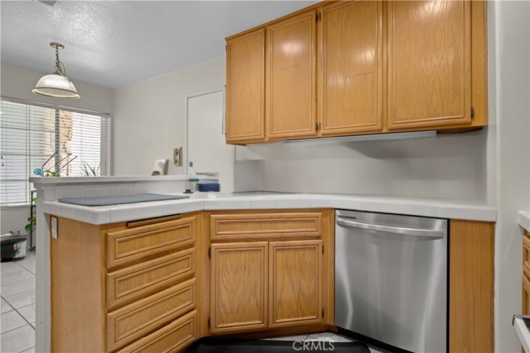 113 Autumn Oaks Lane, Glendora