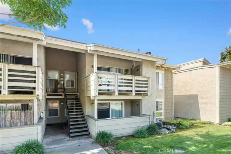 1130 E Alosta #B102, Azusa