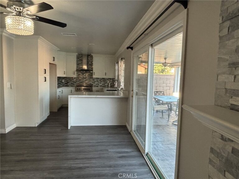 1132 E Cherry Hill Street, Ontario