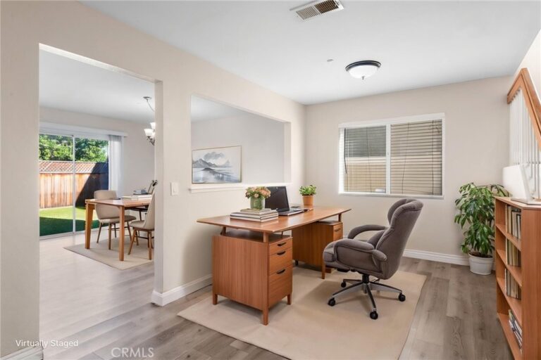 11528 Aberdeen Drive, Fontana