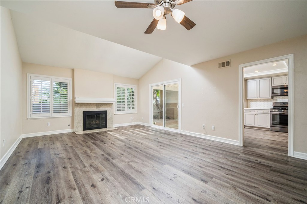 1156 Mountain Gate, Upland