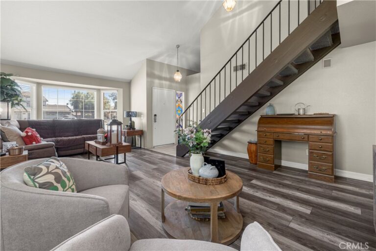 1176 W Buxton, Rialto