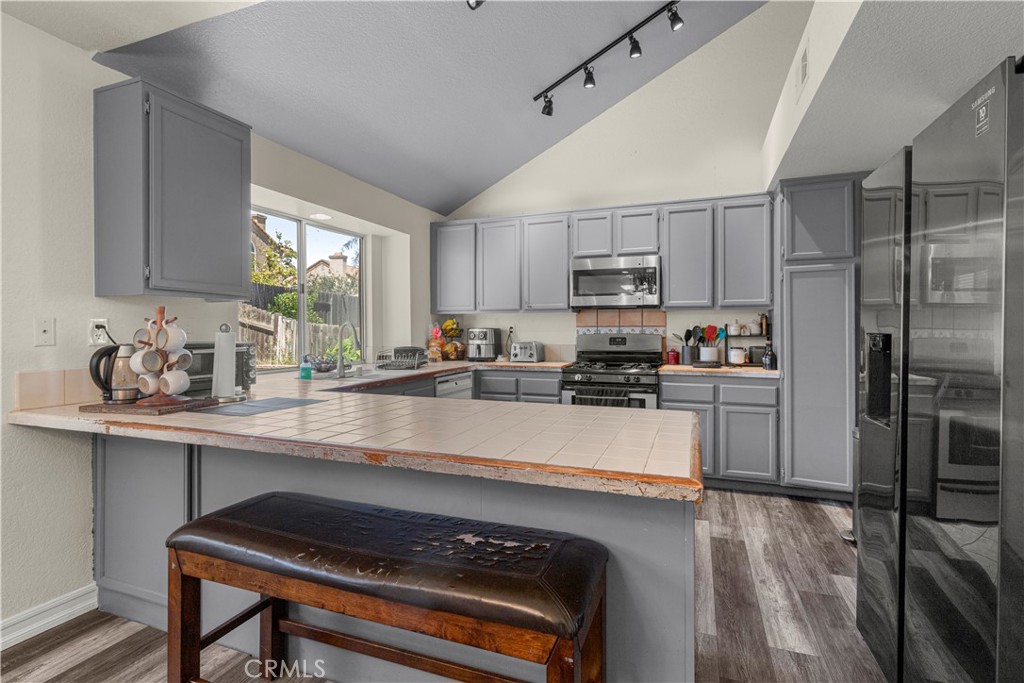 1176 W Buxton, Rialto