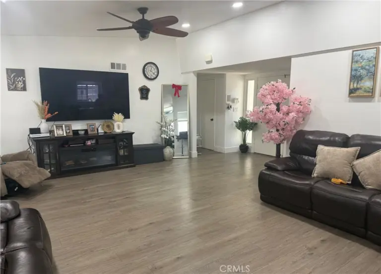 12218 Magnolia Avenue, Chino