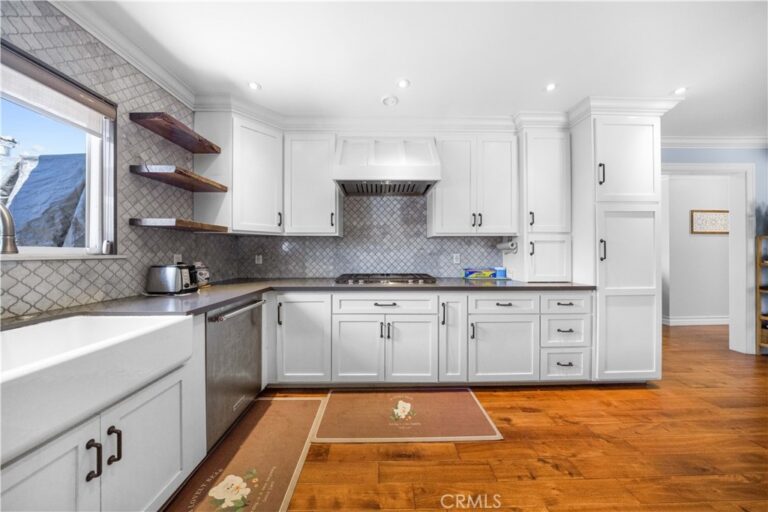 125 W Ronwood Street, Glendora