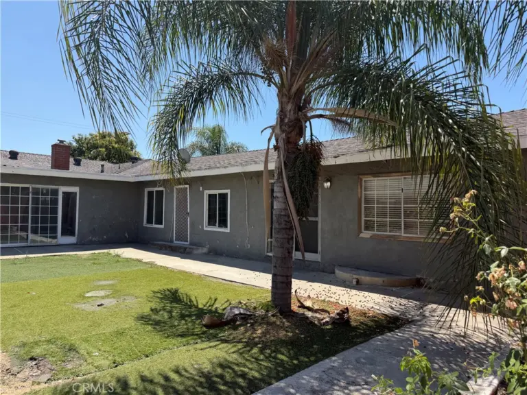 12520 Norton, Chino