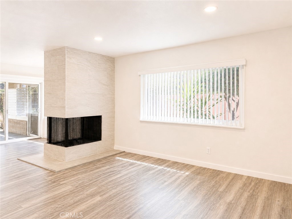 1260 N Grove Avenue, Upland