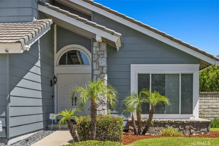 1307 Rockdale, Upland
