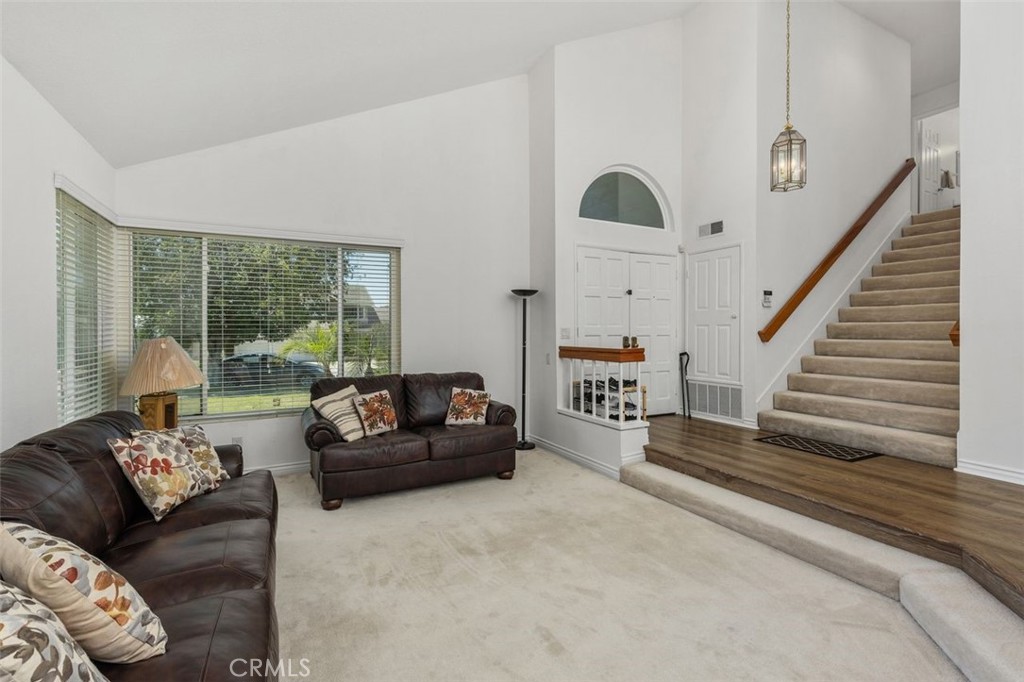1307 Rockdale, Upland