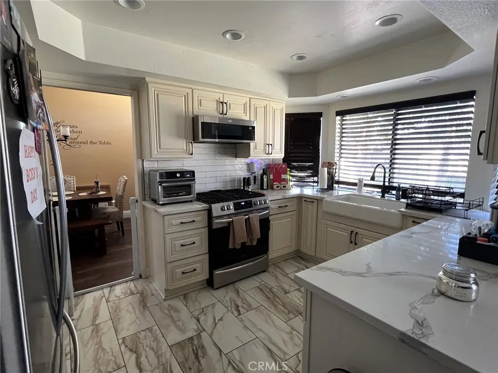 1327 Zeus, West Covina