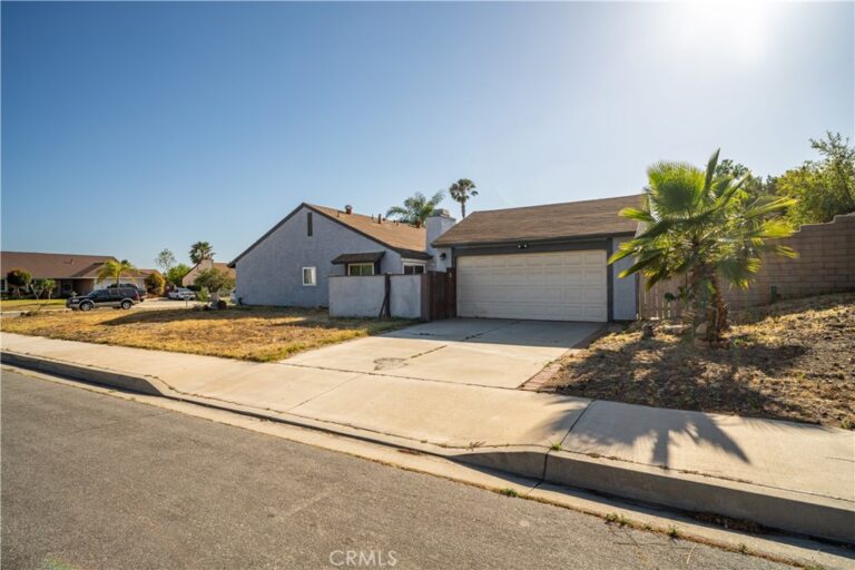 1328 W Jackson, Rialto