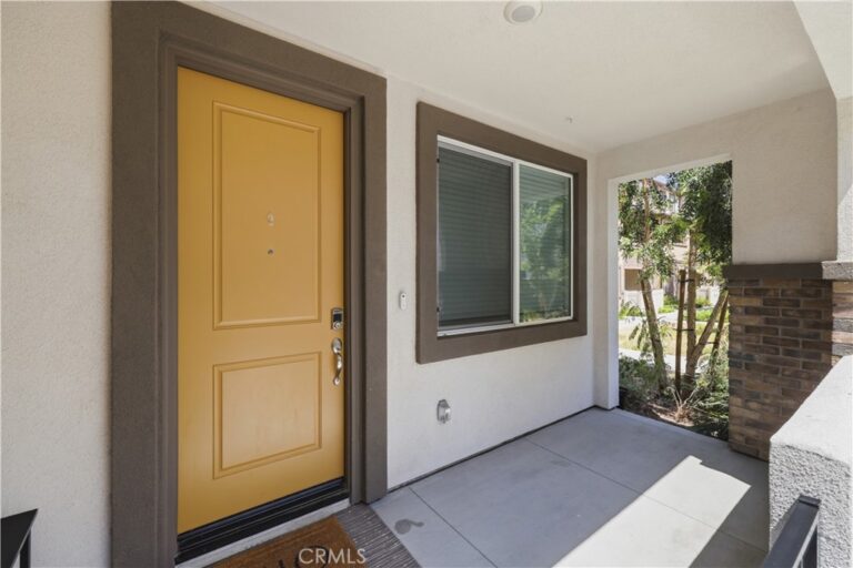 1329 Nimbus, Pomona