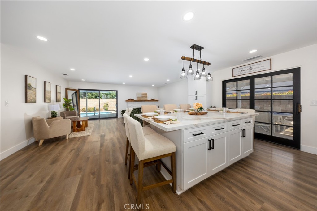 1370 Edgefield, Upland