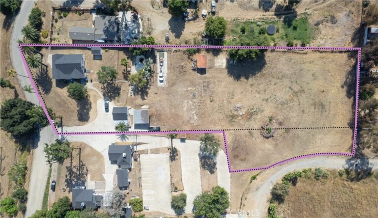 1390 Prospect, Pomona