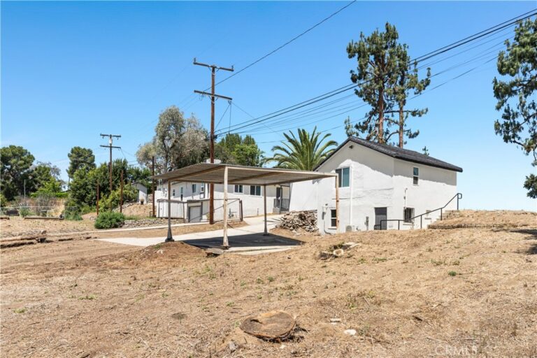 1390 Prospect, Pomona