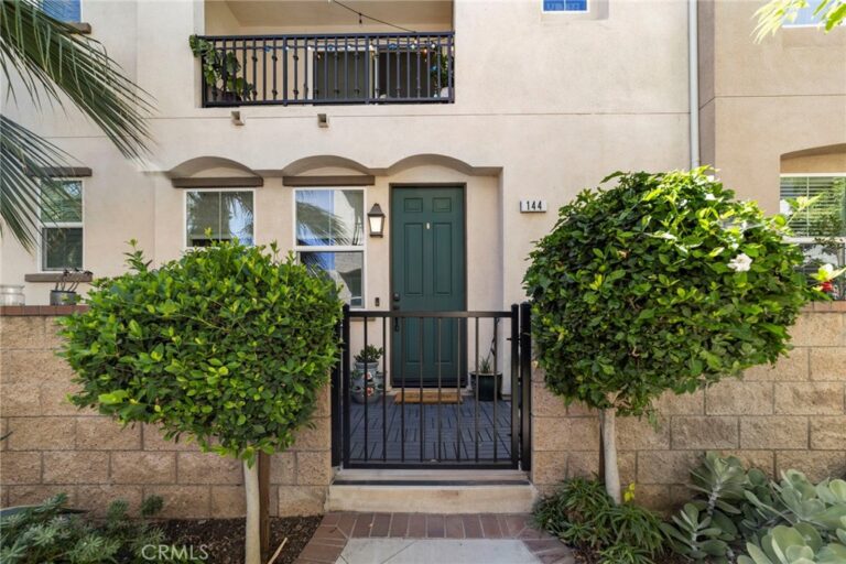 144 Royal Way, Upland
