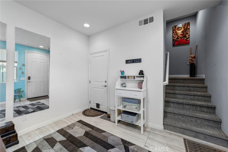 144 Royal Way, Upland