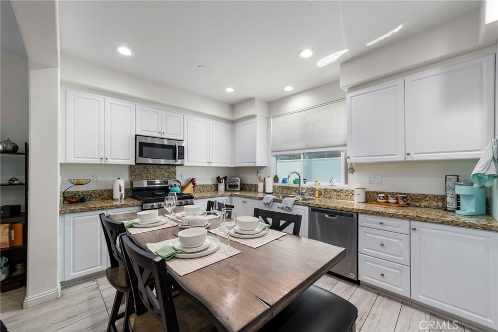 144 Royal Way, Upland